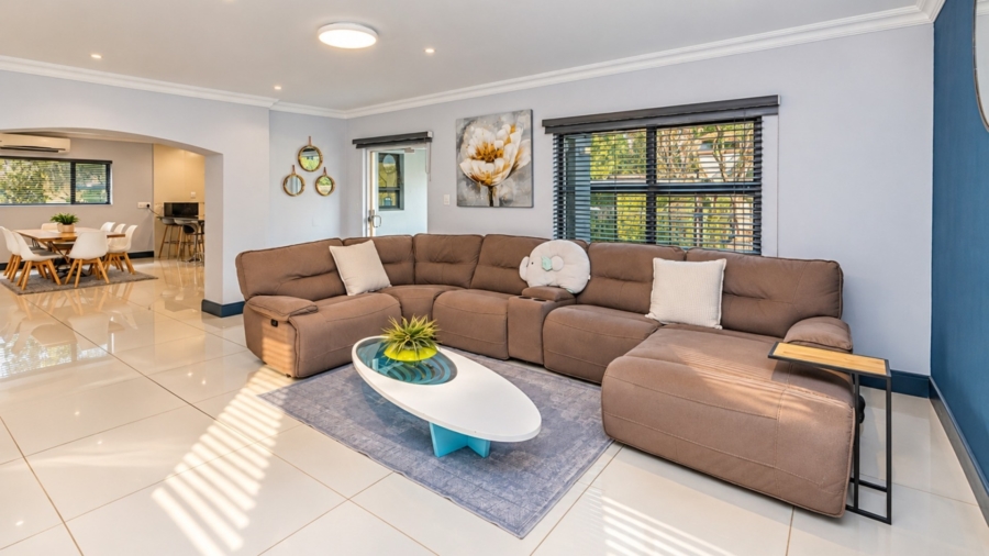 3 Bedroom Property for Sale in WestLake Country Safari Estate North West